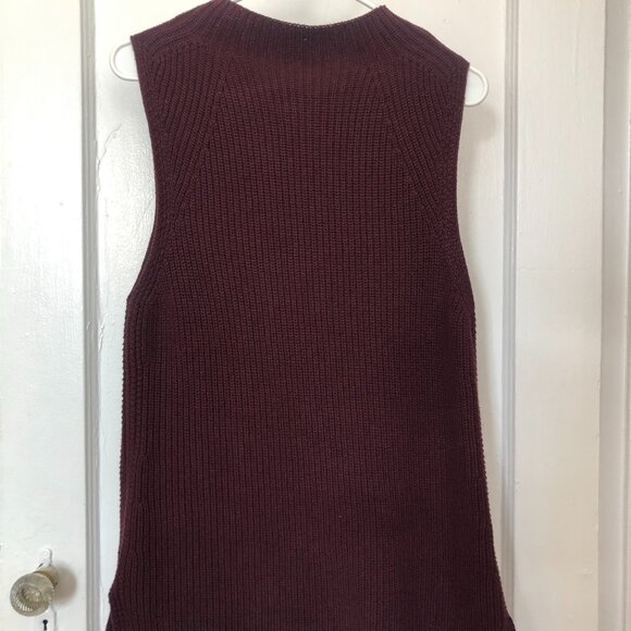Burgundy Sleeveless Knit Top - Picture 1 of 4